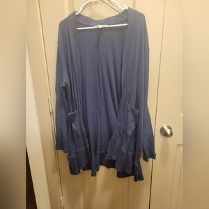 Ruffle Bottom Cardigan Size 4x